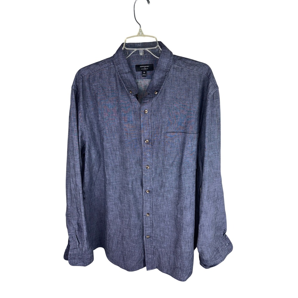 Banana Republic Mens XL Untucked Fit Coated‎ Chambray Button Down Shirt Blue LS